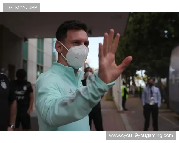 球迷高唱国歌，见证阿根廷夺冠，阿根廷国家队队歌歌词